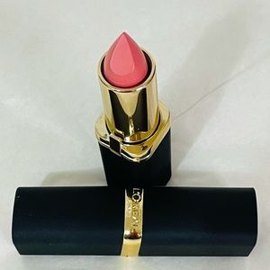 New L'Oreal Matte Lipstick, Colour Riche 800